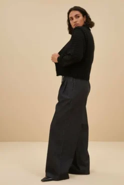 By bar Gilets<levi gilet | black
