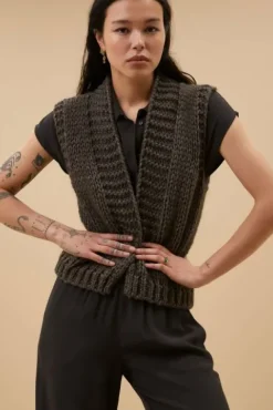 By bar Gilets & Spencers|Gilets<levi gilet | cafe noir