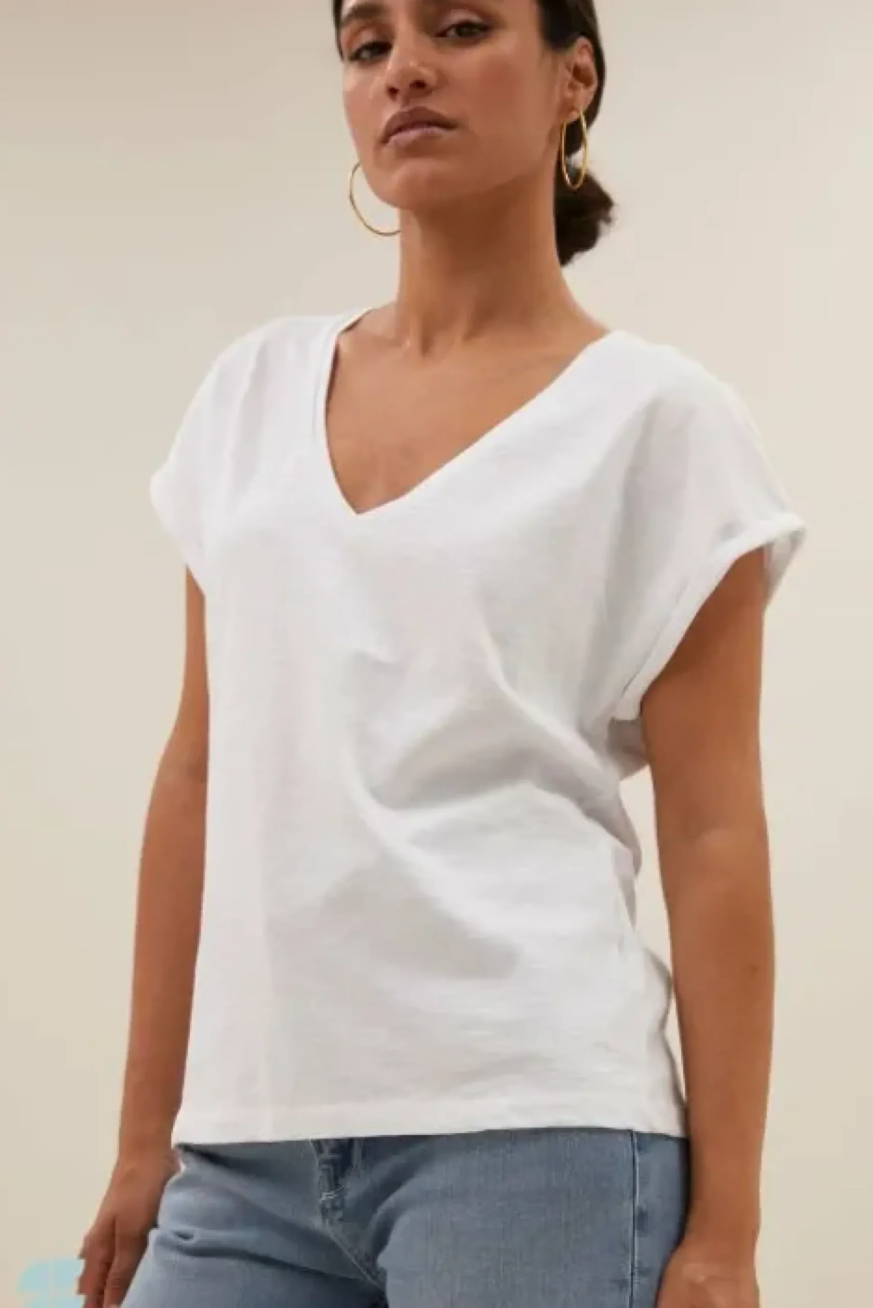 By bar Tops & T-shirts<momi logo top | bright white
