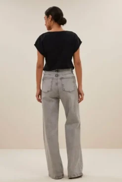 By bar Tops & T-shirts<momi logo top | jet black