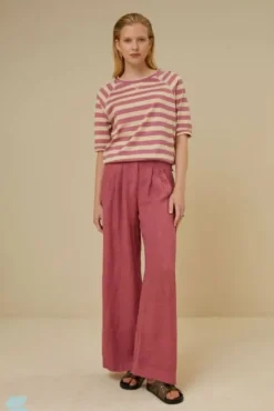By bar Tops & T-shirts<neva big v stripe top | raspberry