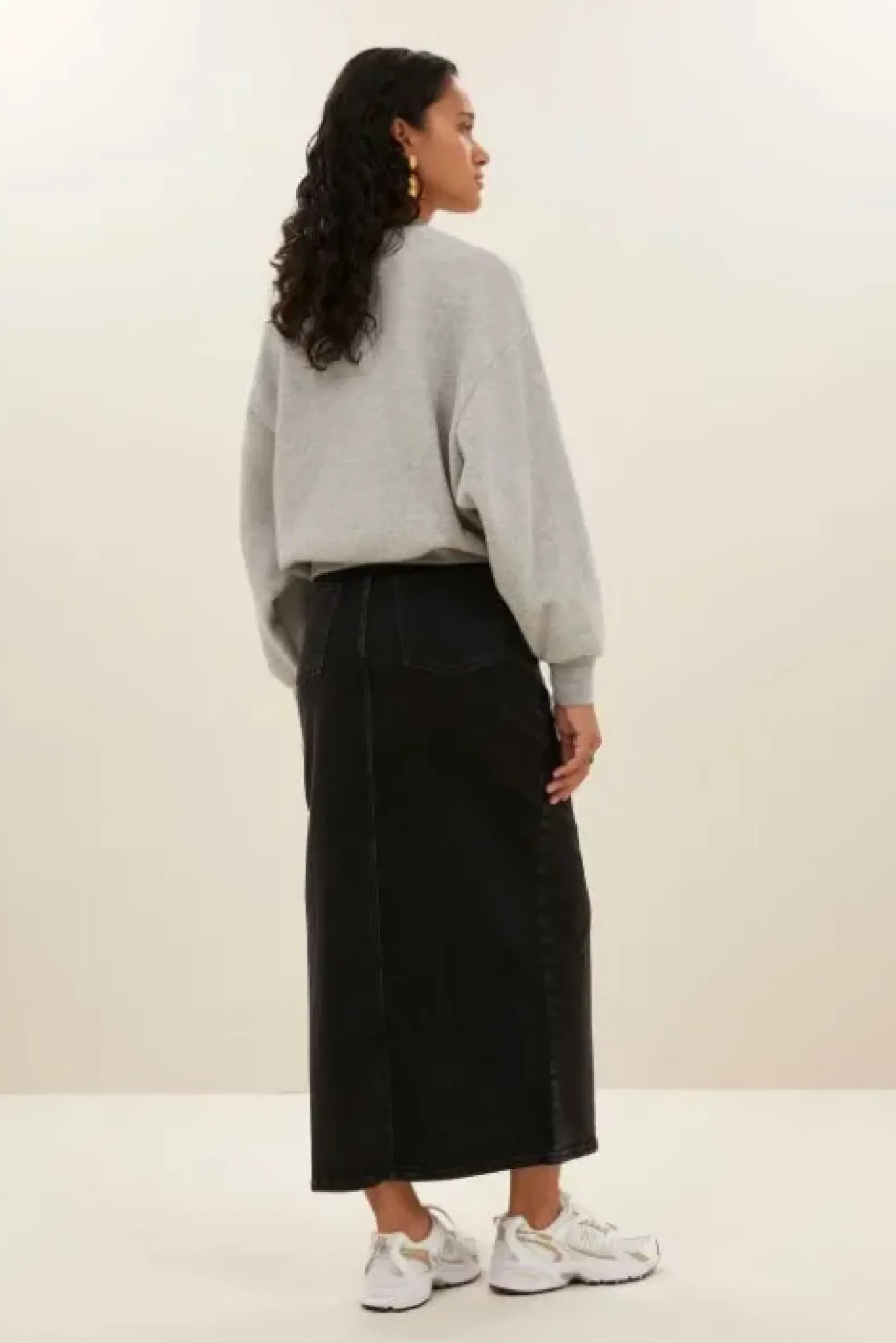 By bar Jupes<sis black skirt | jet black